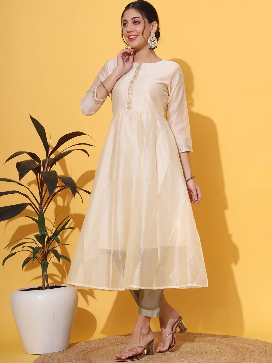 Cream gota-patti anarkali kurta