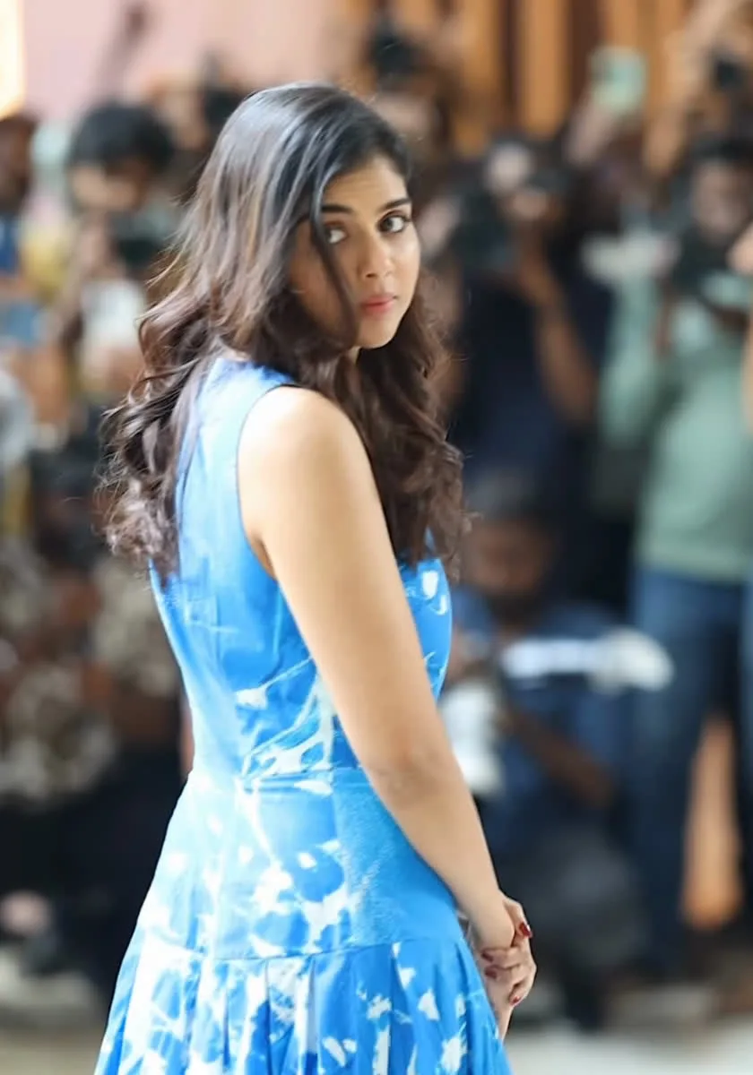 Kalyani Priyadarshan — From behind — the same dropped yoke, and how full the box-pleated skirt actually is
