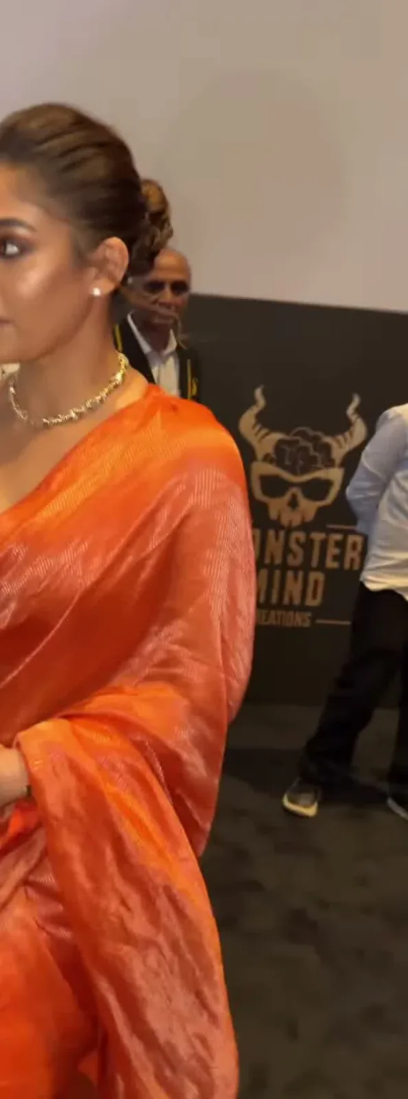 Nayanthara — Close, backstage — the necklace and the plain weave of the pallu
