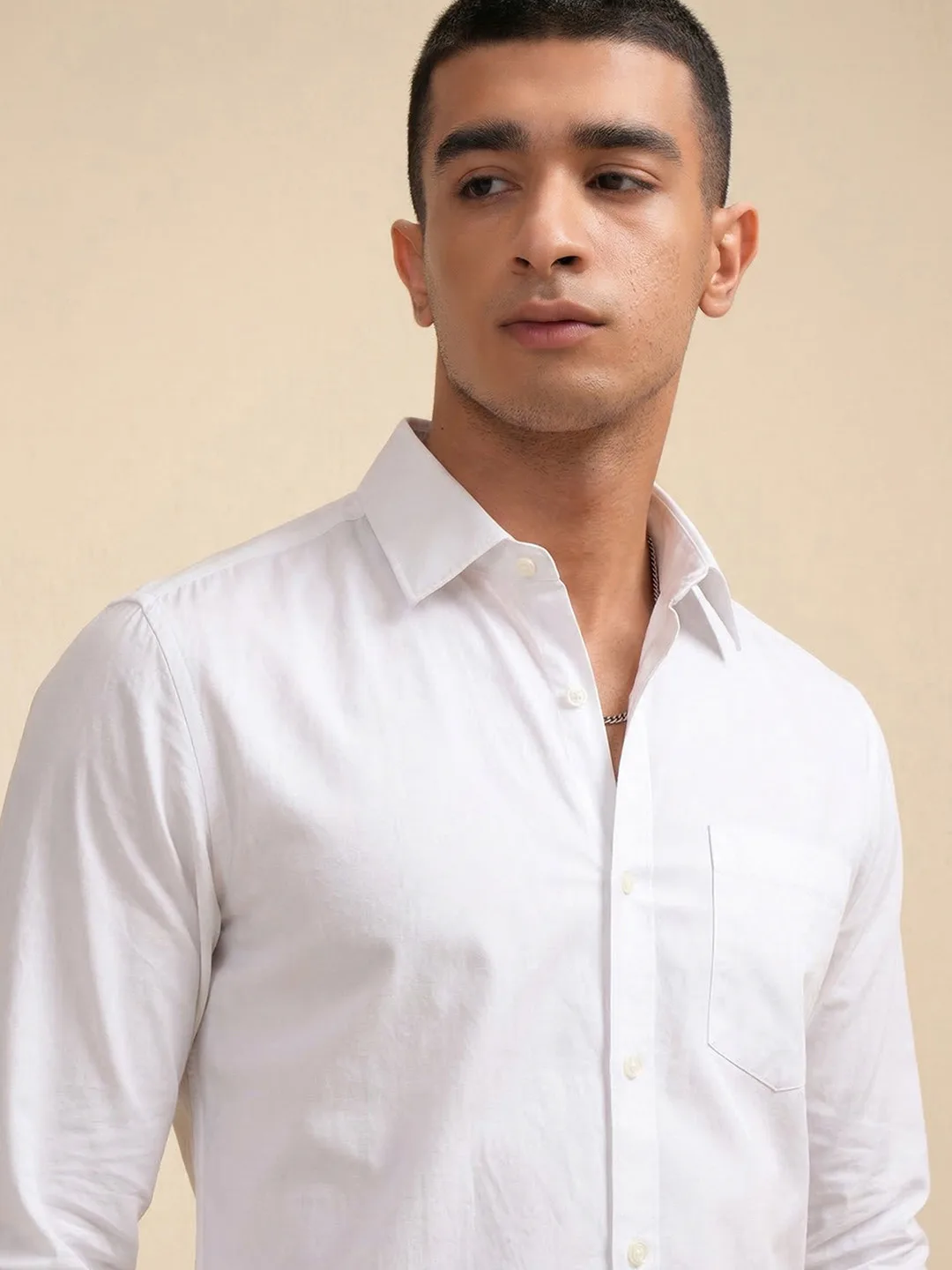 HIGHLANDER White button-down collar shirt