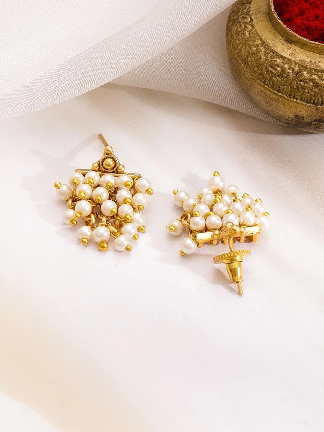 Rubans Seven-strand gold-and-pearl multi-layer necklace with earrings