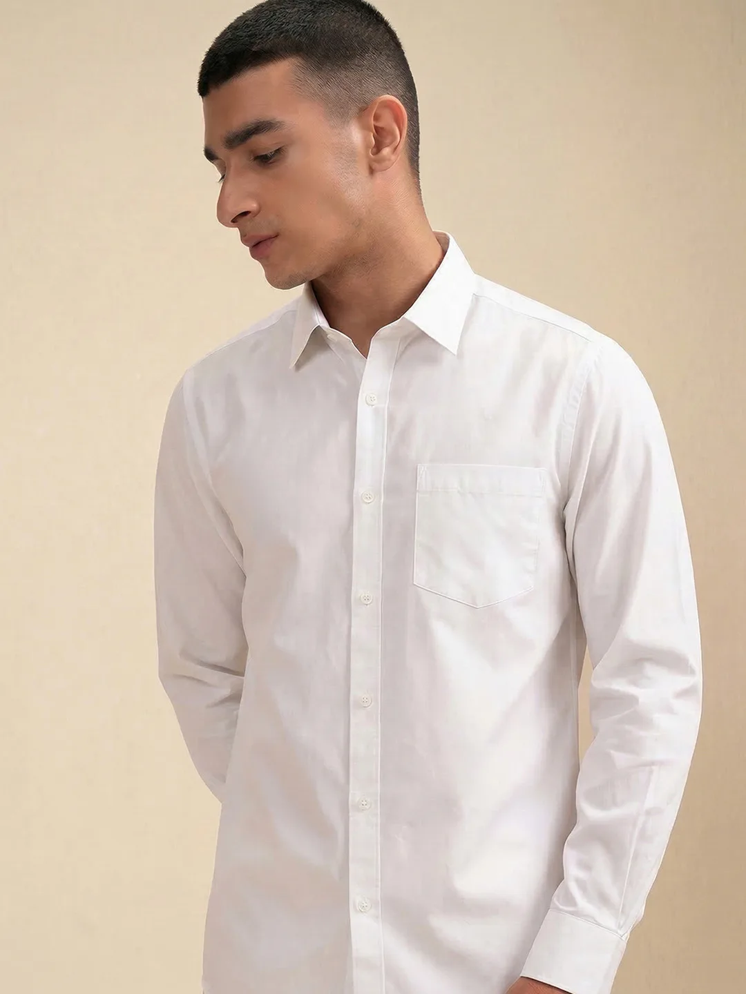 HIGHLANDER White button-down collar shirt