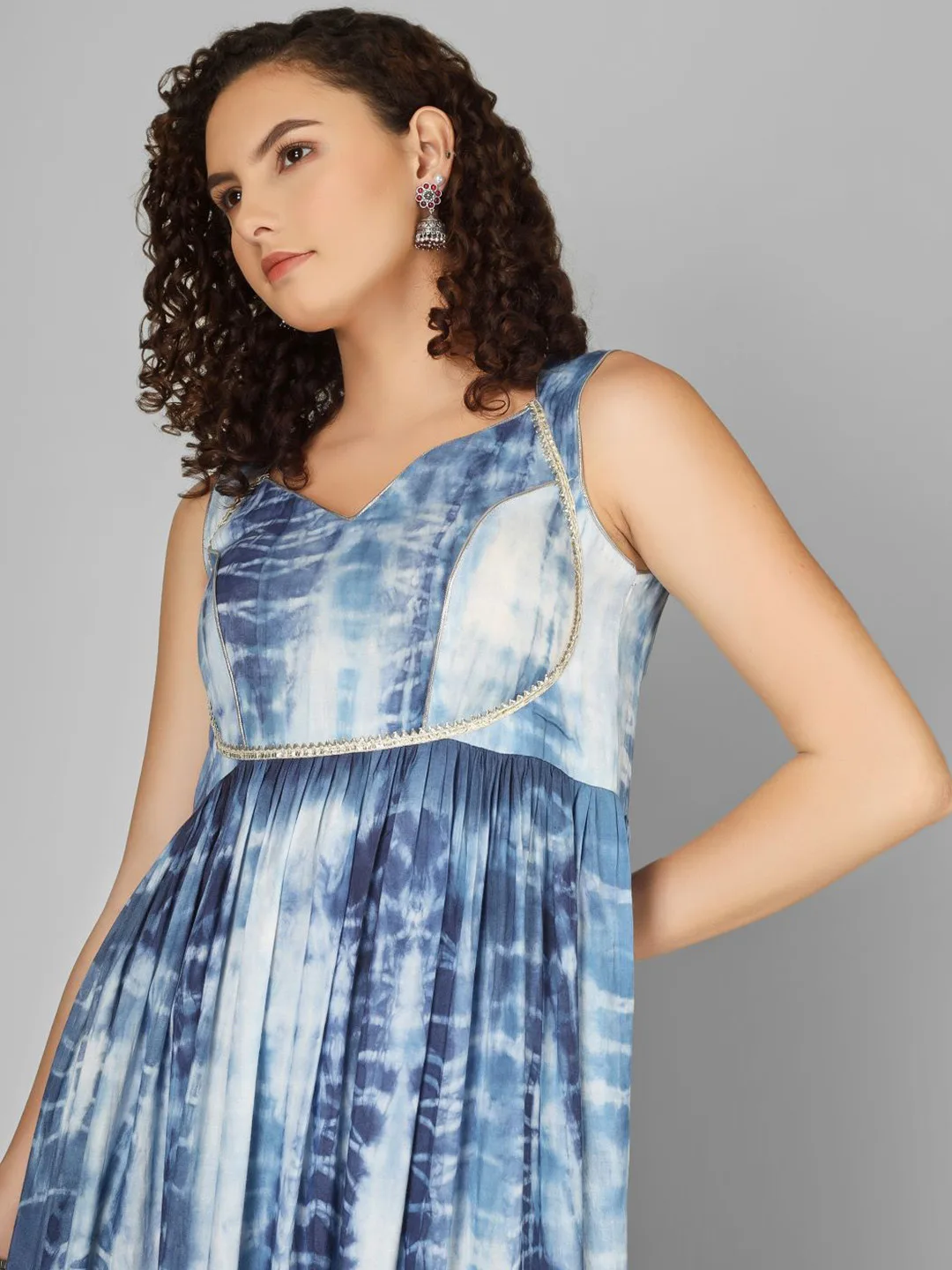 UNLOKALE Blue tie-dye maxi dress