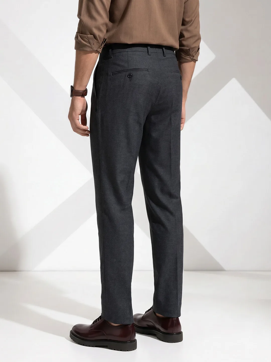 INVICTUS Charcoal flat-front trousers