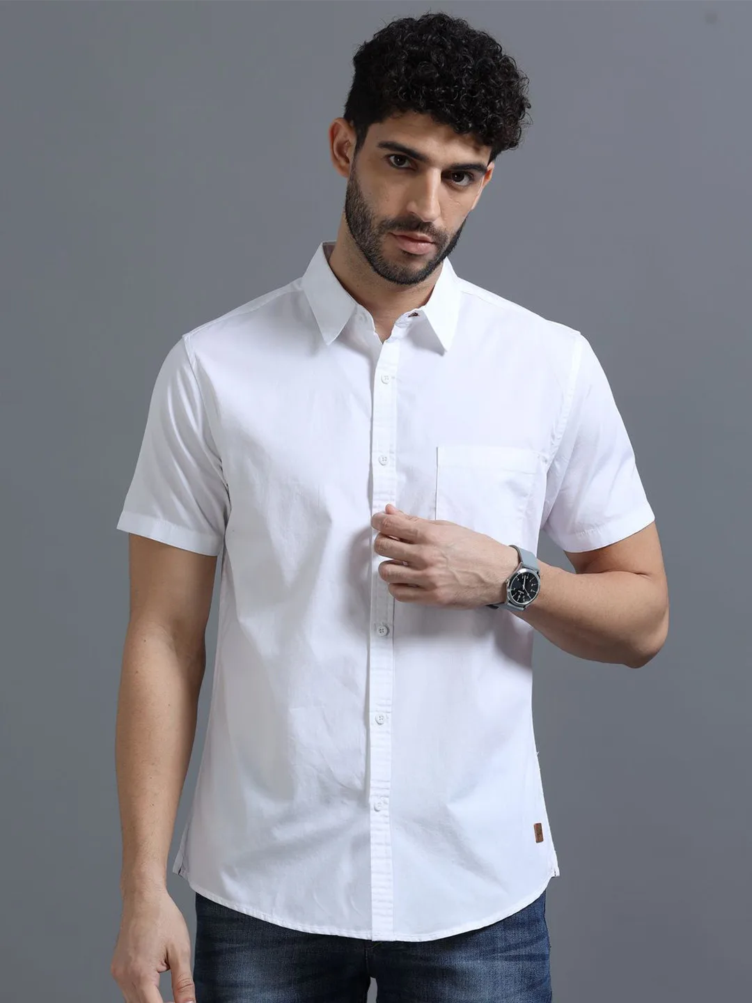 Roadster White short-sleeve shirt with chest pocket