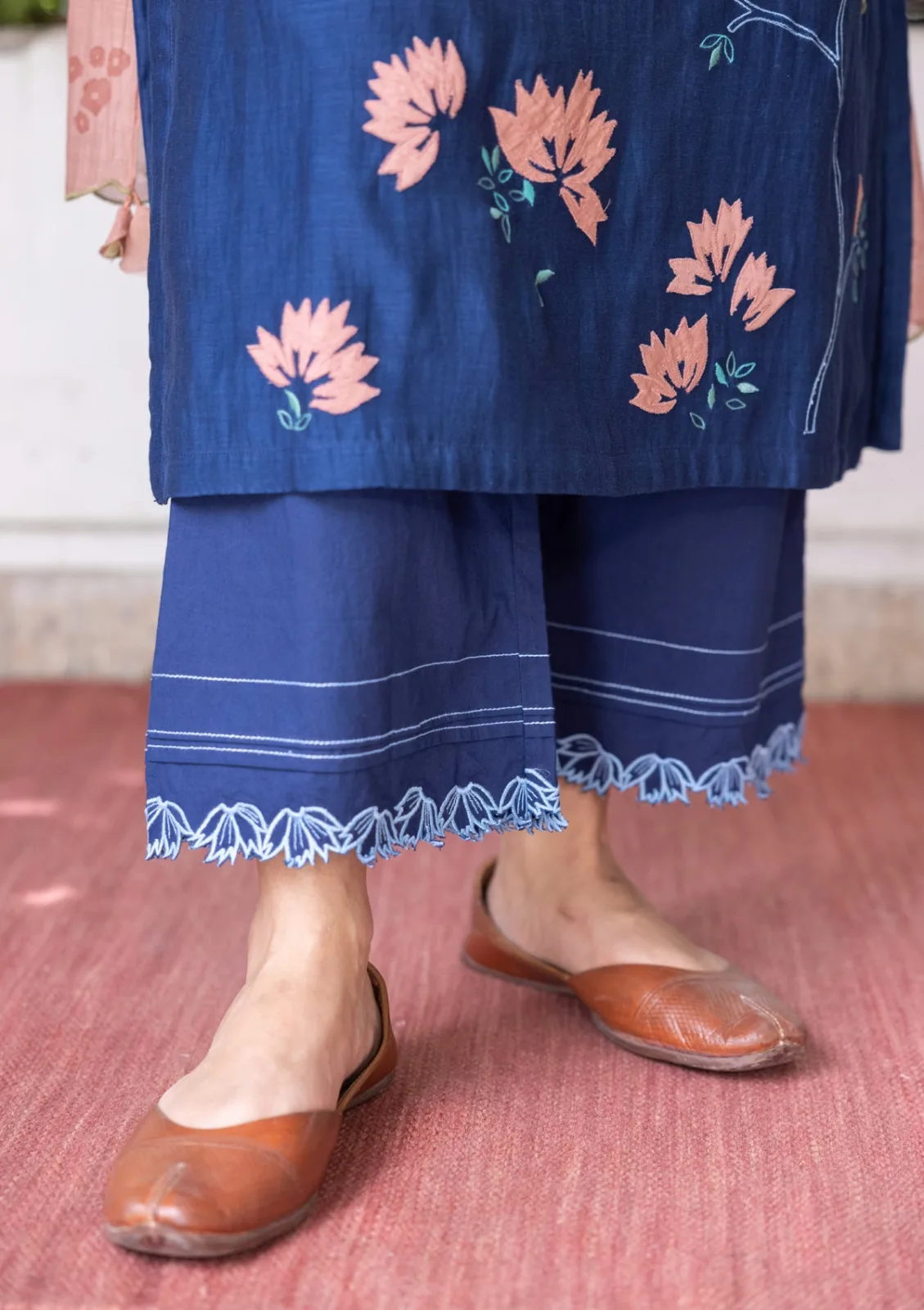 Vaayu Ink Floral Applique kurta set