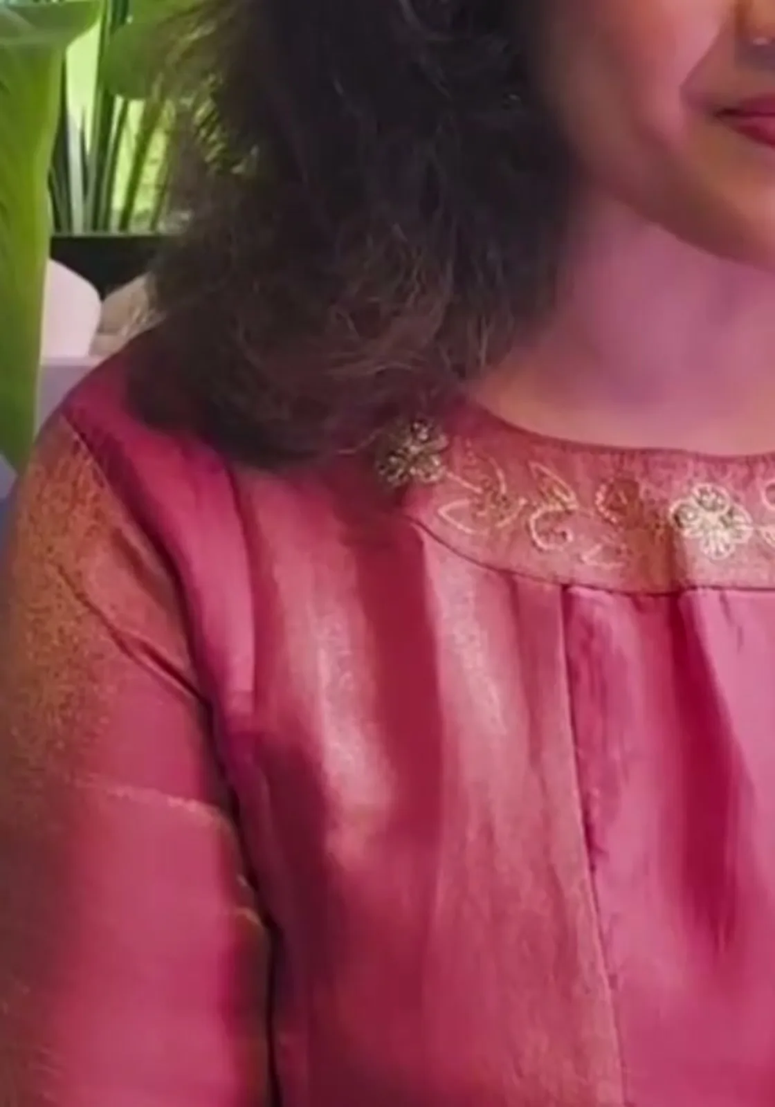 Meena — The tissue sheen and the dupatta’s lace falling over the shoulder