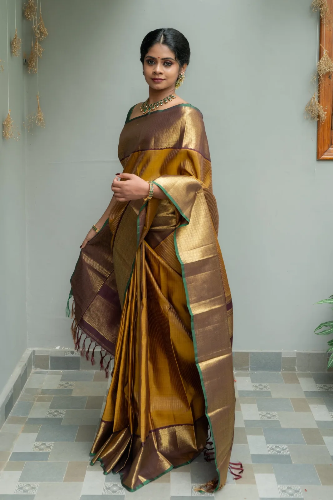 Ponvand kanjivaram bridal saree